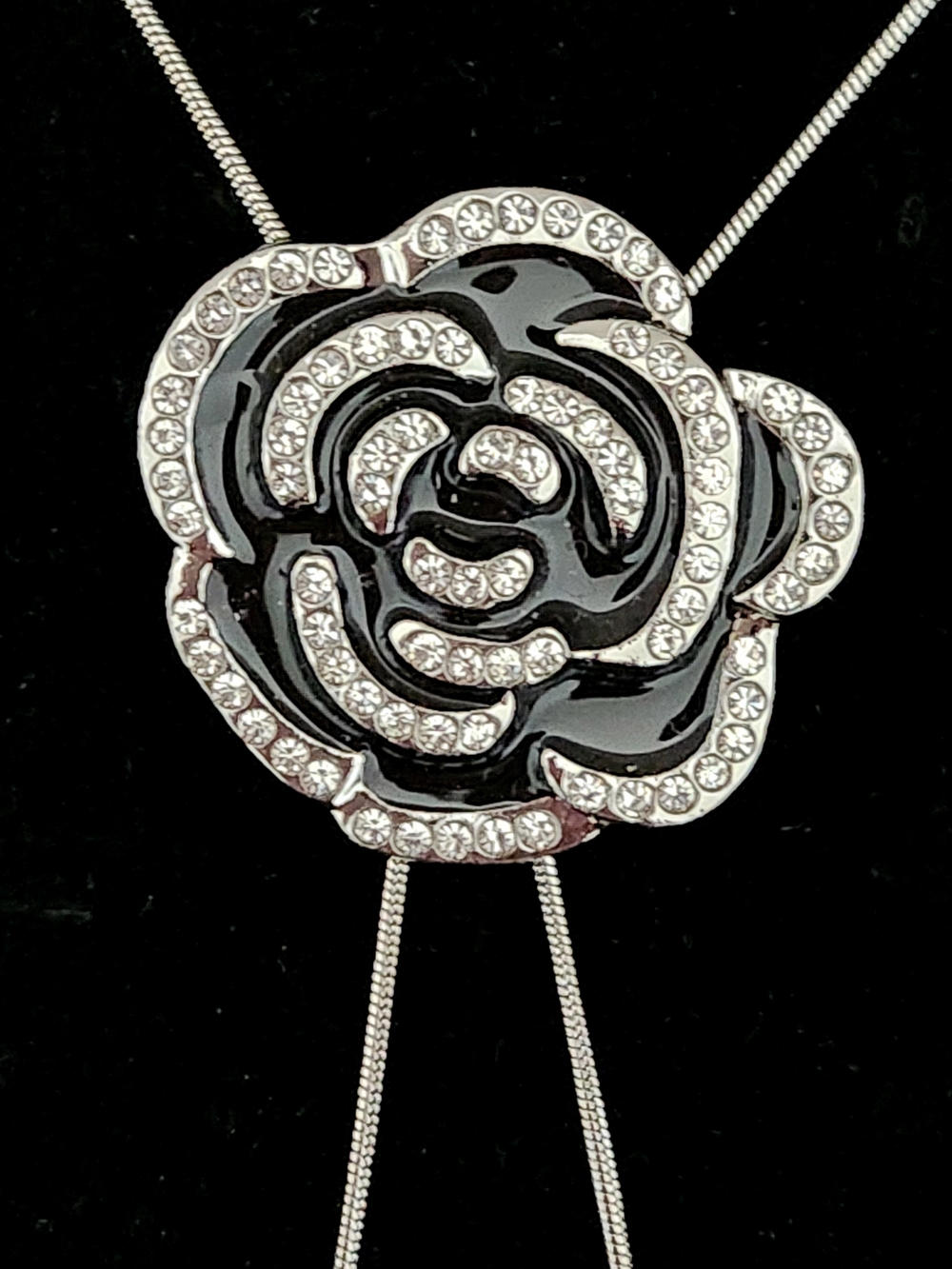 Black Crystal Flower Pendant Necklace